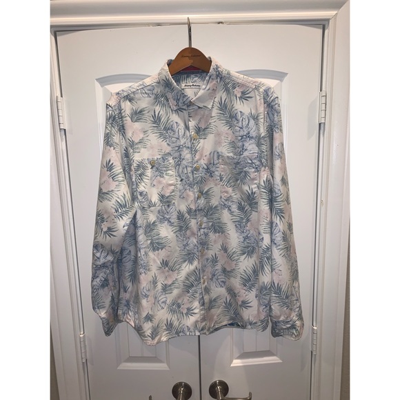 Tommy Bahama Hawaiian Button-Up Flannel - Picture 2 of 5